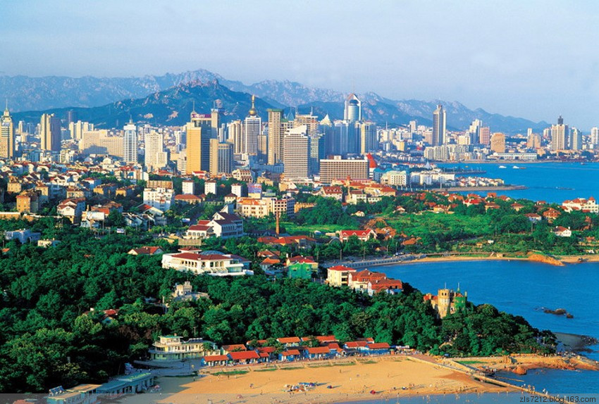 about-pic.jpg about-pic.jpg